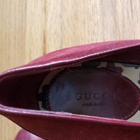❤️❤️Gucci Horsebit Suede Heels❤️❤️ - Picture 4 of 12